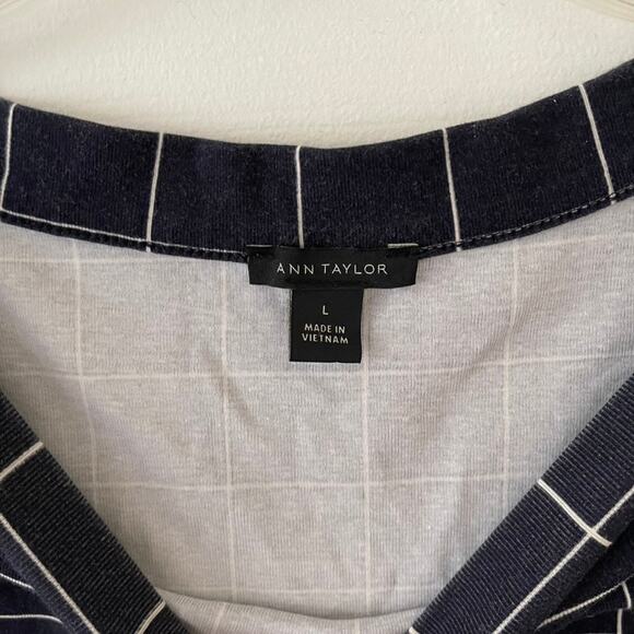 L Ann Taylor Navy and White Check Top - Picture 2 of 6